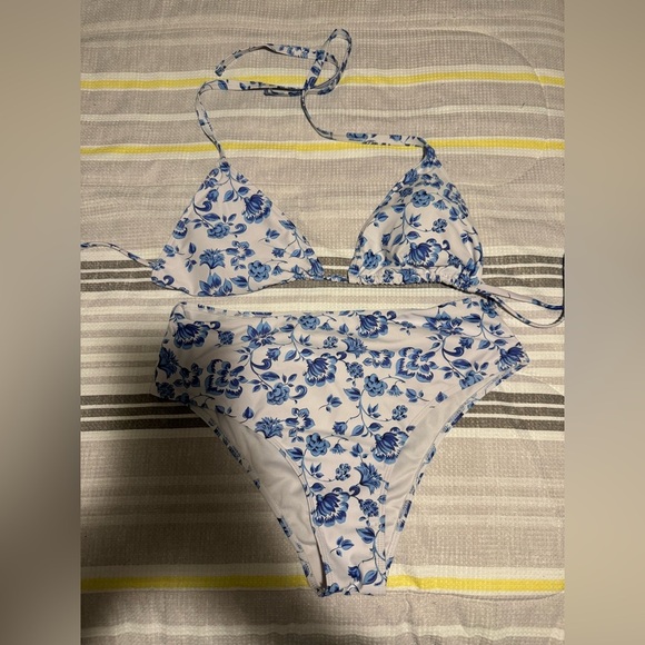 Womens Blue Floral Bikini Set - Picture 2 of 4